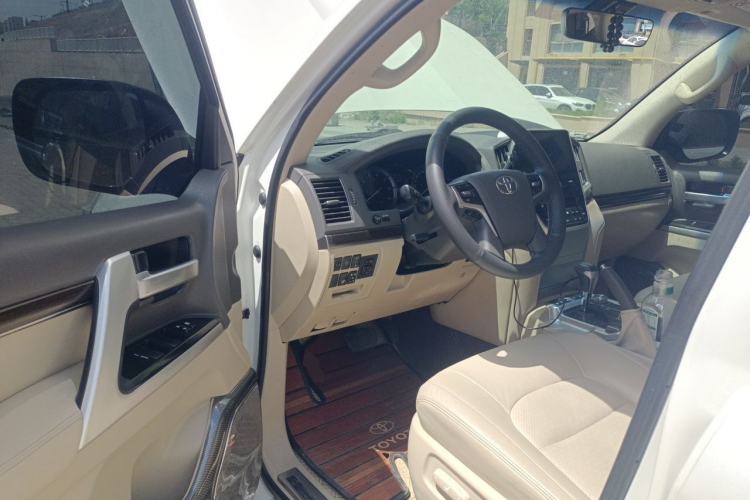 Used Toyota Land Cruiser  Driver Seat