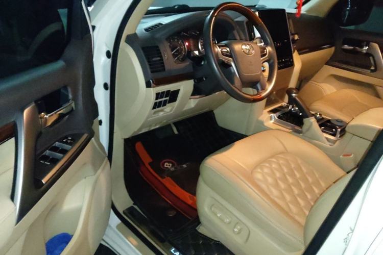 Used Toyota Land Cruiser  Driver Seat