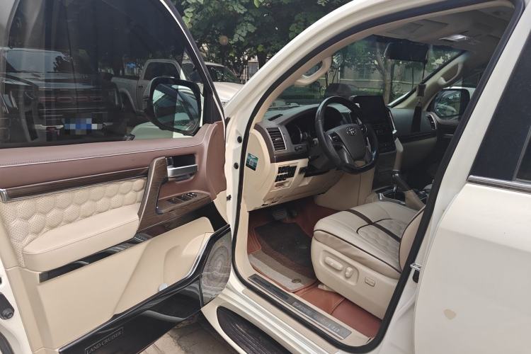 Used Toyota Land Cruiser  Driver Seat