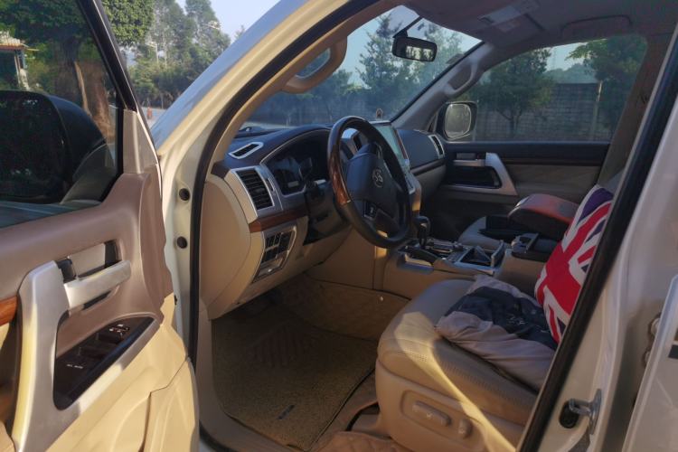 Used Toyota Land Cruiser  Driver Seat