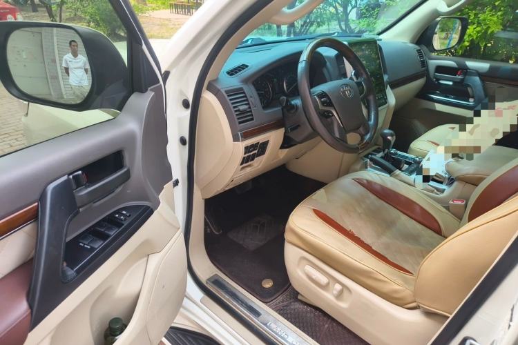 Used Toyota Land Cruiser  Driver Seat