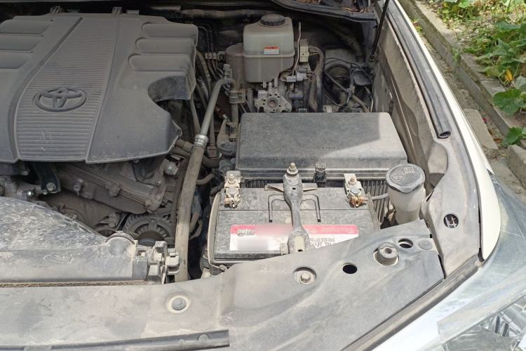 Used Toyota Land Cruiser  Engine Bay Left