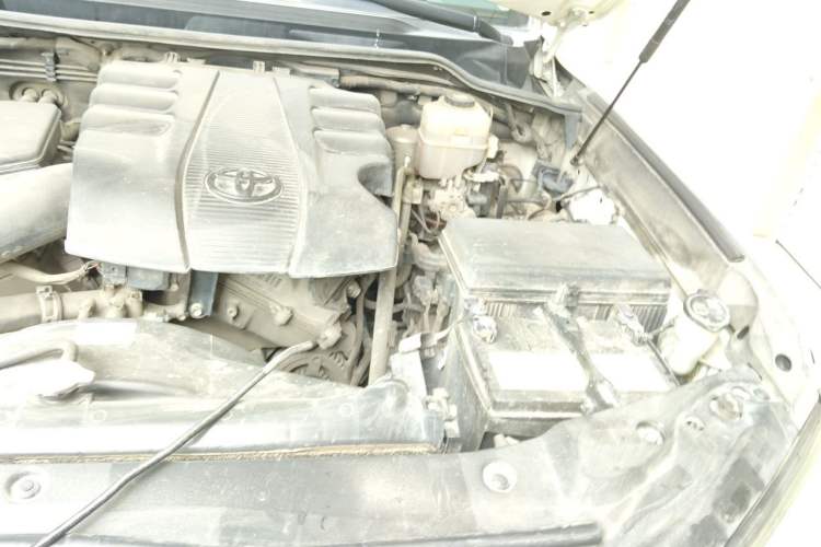 Used Toyota Land Cruiser  Engine Bay Left