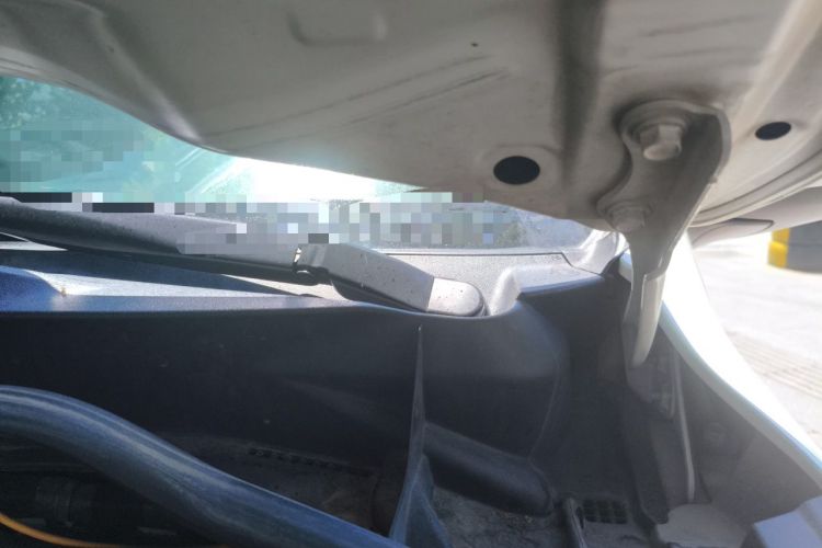 Used Toyota Land Cruiser  Engine Bay Left