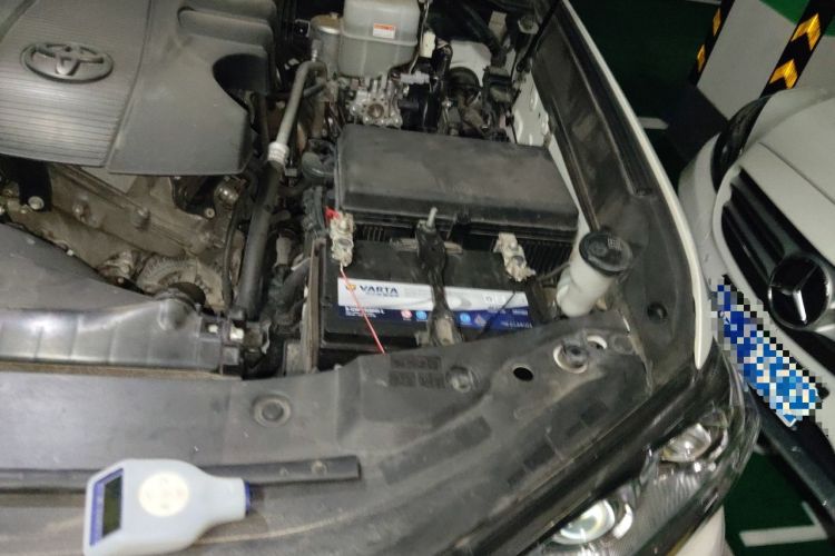 Used Toyota Land Cruiser  Engine Bay Left