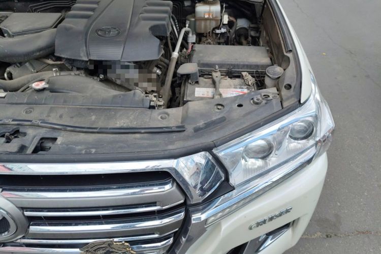 Used Toyota Land Cruiser  Engine Bay Left