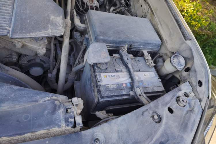 Used Toyota Land Cruiser  Engine Bay Left
