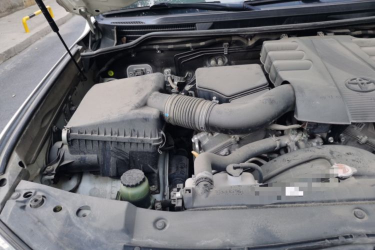 Used Toyota Land Cruiser  Engine Bay Right