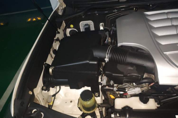 Used Toyota Land Cruiser  Engine Bay Right