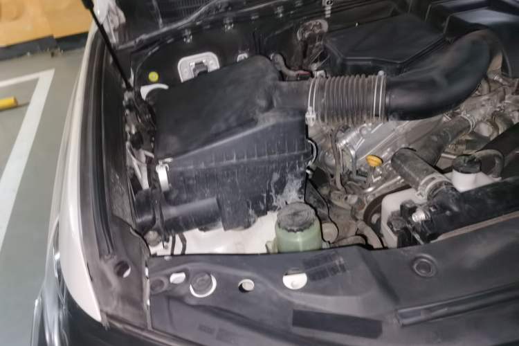 Used Toyota Land Cruiser  Engine Bay Right