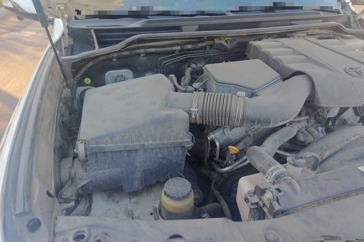 Used Toyota Land Cruiser  Engine Bay Right