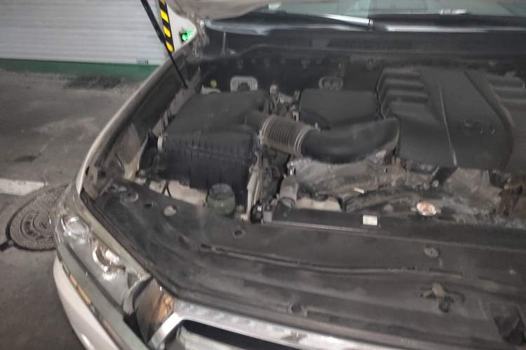 Used Toyota Land Cruiser  Engine Bay Right
