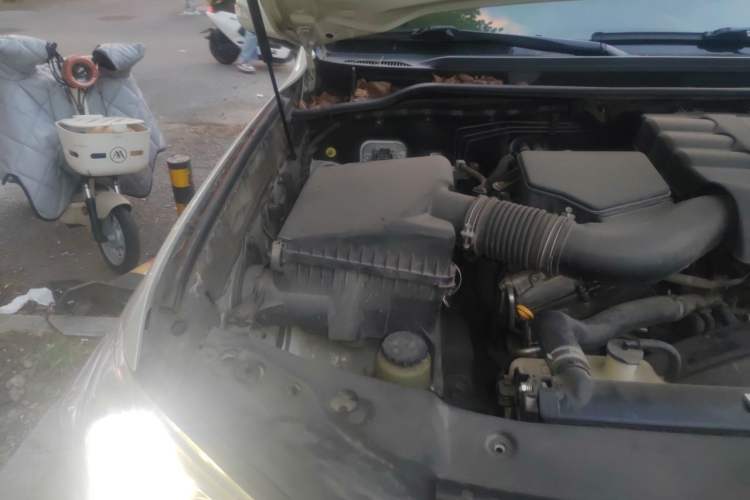 Used Toyota Land Cruiser  Engine Bay Right