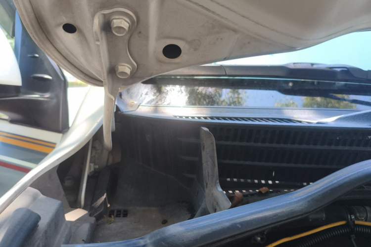 Used Toyota Land Cruiser  Engine Bay Right