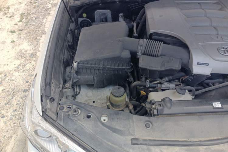 Used Toyota Land Cruiser  Engine Bay Right