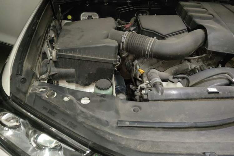 Used Toyota Land Cruiser  Engine Bay Right