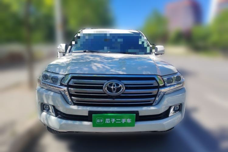 Used Toyota Land Cruiser  Front