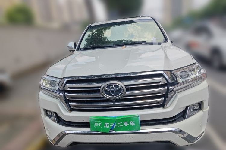 Used Toyota Land Cruiser  Front