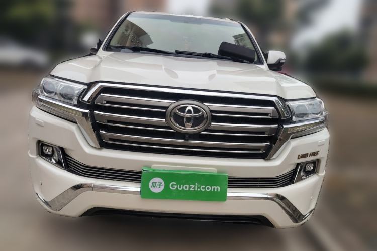 Used Toyota Land Cruiser  Front