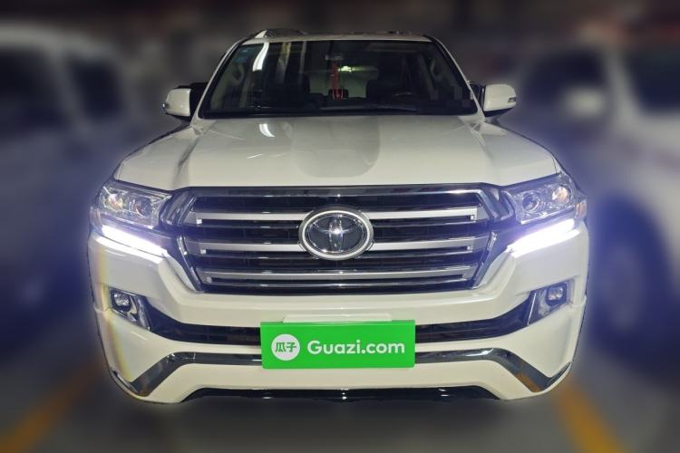 Used Toyota Land Cruiser  Front