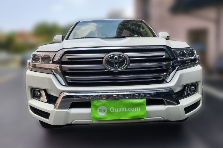 Used Toyota Land Cruiser  Front
