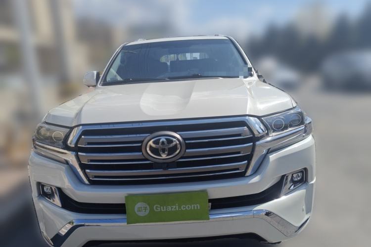 Used Toyota Land Cruiser  Front