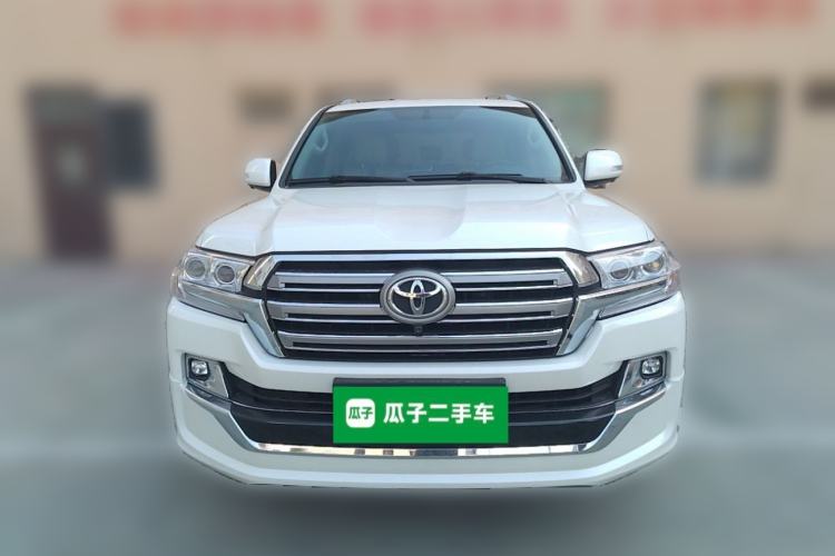 Used Toyota Land Cruiser  Front