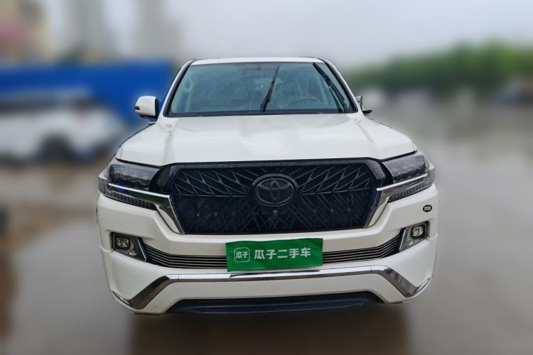 Used Toyota Land Cruiser  Front
