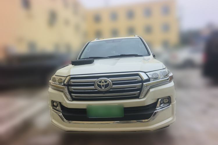 Used Toyota Land Cruiser  Front