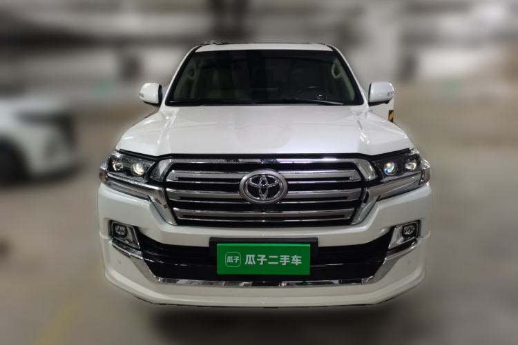 Used Toyota Land Cruiser  Front
