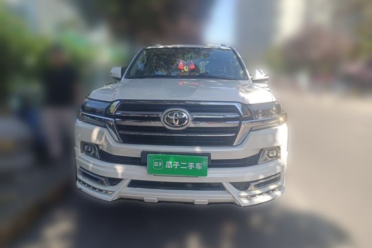 Used Toyota Land Cruiser  Front
