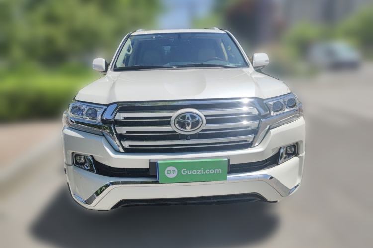 Used Toyota Land Cruiser 2018 4.0L GX-R Gasoline 7-Seater Middle East Front