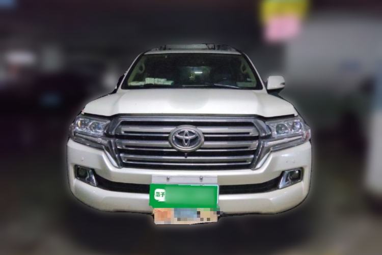 Used Toyota Land Cruiser 2018 4.0L GX-R Gasoline 7-Seater Middle East Front