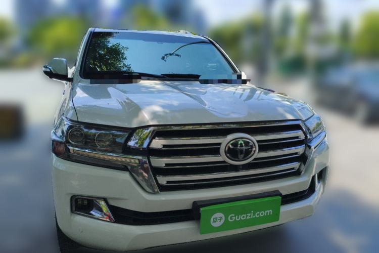 Used Toyota Land Cruiser  Front