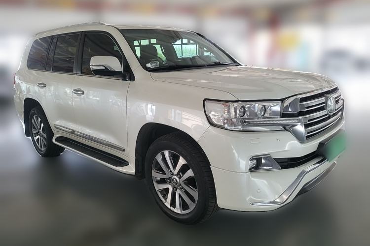 Used Toyota Land Cruiser  Front Right 45 Deg