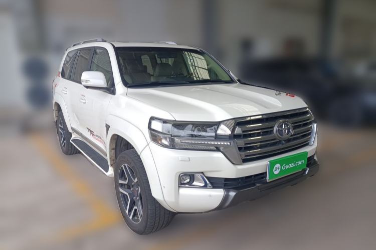 Used Toyota Land Cruiser  Front Right 45 Deg
