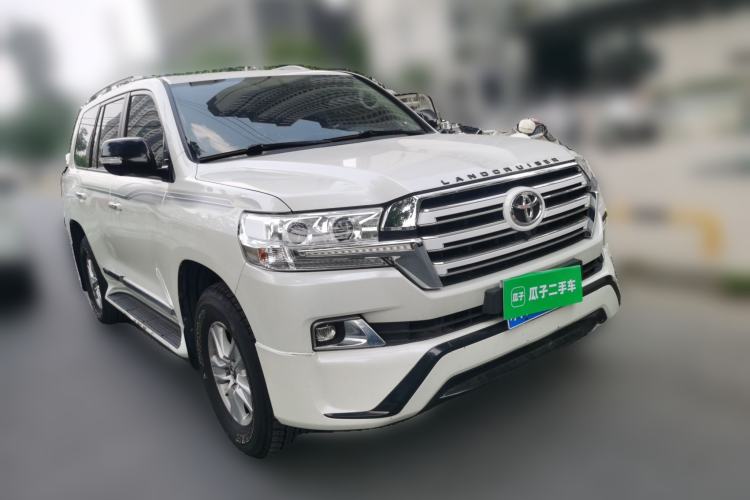 Used Toyota Land Cruiser  Front Right 45 Deg