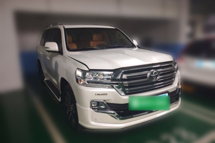 Used Toyota Land Cruiser  Front Right 45 Deg