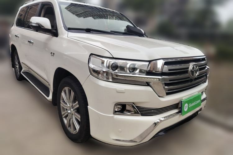 Used Toyota Land Cruiser  Front Right 45 Deg