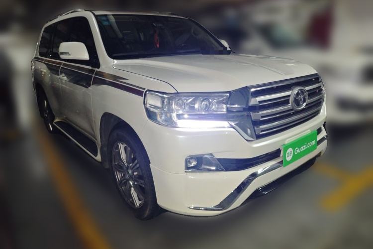 Used Toyota Land Cruiser  Front Right 45 Deg