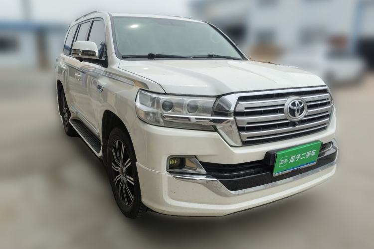 Used Toyota Land Cruiser  Front Right 45 Deg