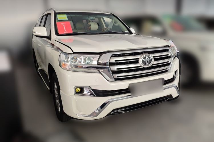 Used Toyota Land Cruiser  Front Right 45 Deg