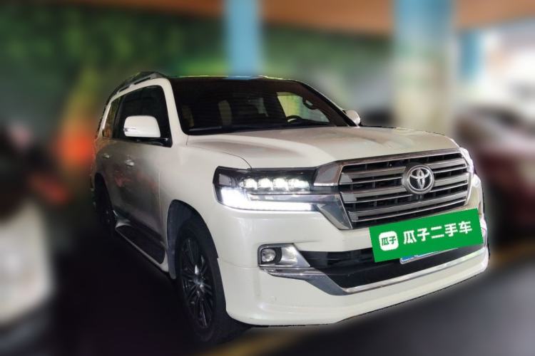 Used Toyota Land Cruiser  Front Right 45 Deg