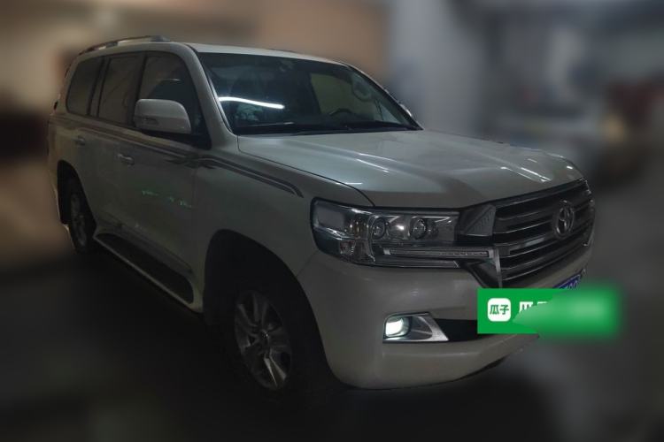 Used Toyota Land Cruiser  Front Right 45 Deg
