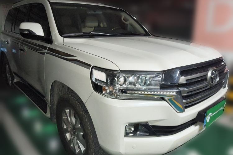 Used Toyota Land Cruiser  Front Right 45 Deg