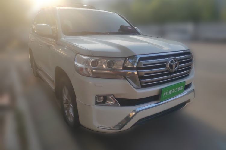Used Toyota Land Cruiser  Front Right 45 Deg