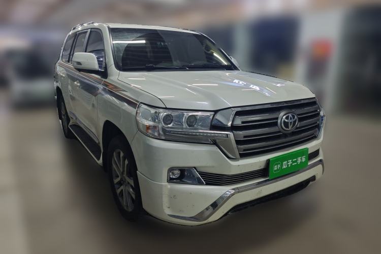 Used Toyota Land Cruiser  Front Right 45 Deg