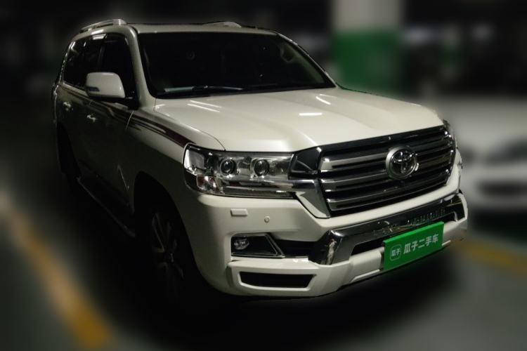 Used Toyota Land Cruiser  Front Right 45 Deg