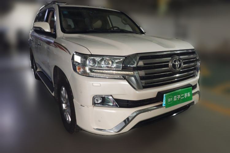 Used Toyota Land Cruiser  Front Right 45 Deg
