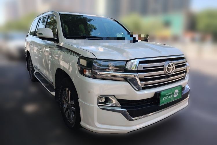 Used Toyota Land Cruiser  Front Right 45 Deg